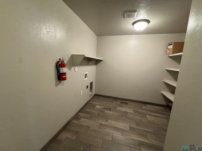 Building Photo - 2812 Browning Ave