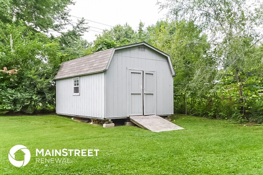 Building Photo - 12500 E 54th Terrace