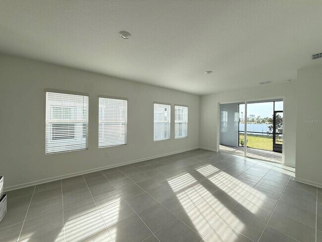 Building Photo - 4271 Curacao Pl