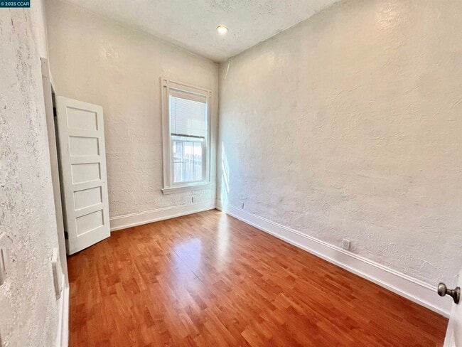 Building Photo - 1709 Peralta St