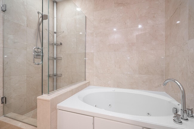 Building Photo - 550 Okeechobee Blvd