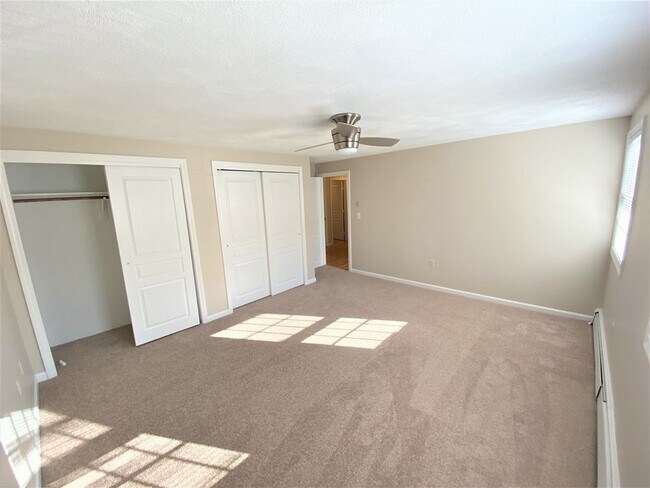 Building Photo - 15 Appaloosa Dr