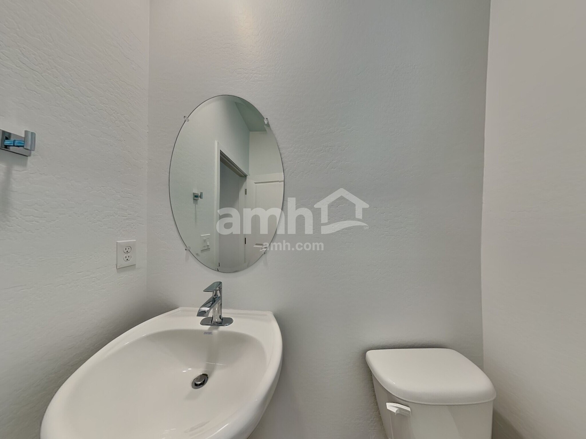 Building Photo - 12630 W Flynn Ln