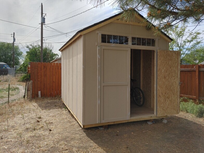 Storage Shed 100SQFT - 420 N Mattson Dr