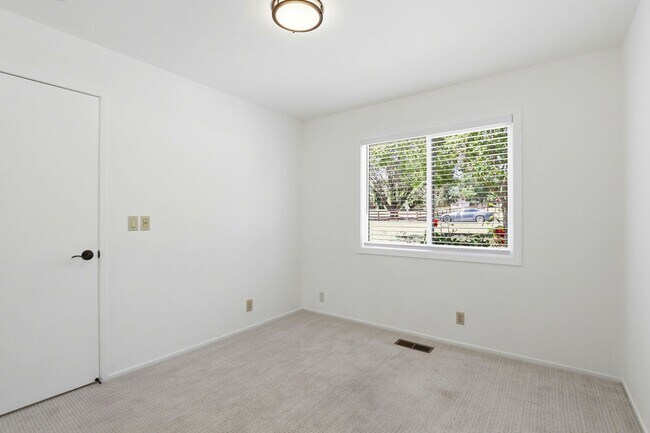 Building Photo - $5795 - Ranch-style home with acreage in West Gilroy's quiet countryside