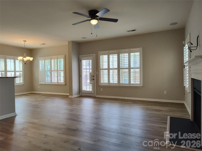 Building Photo - 2520 Alyssa Ln