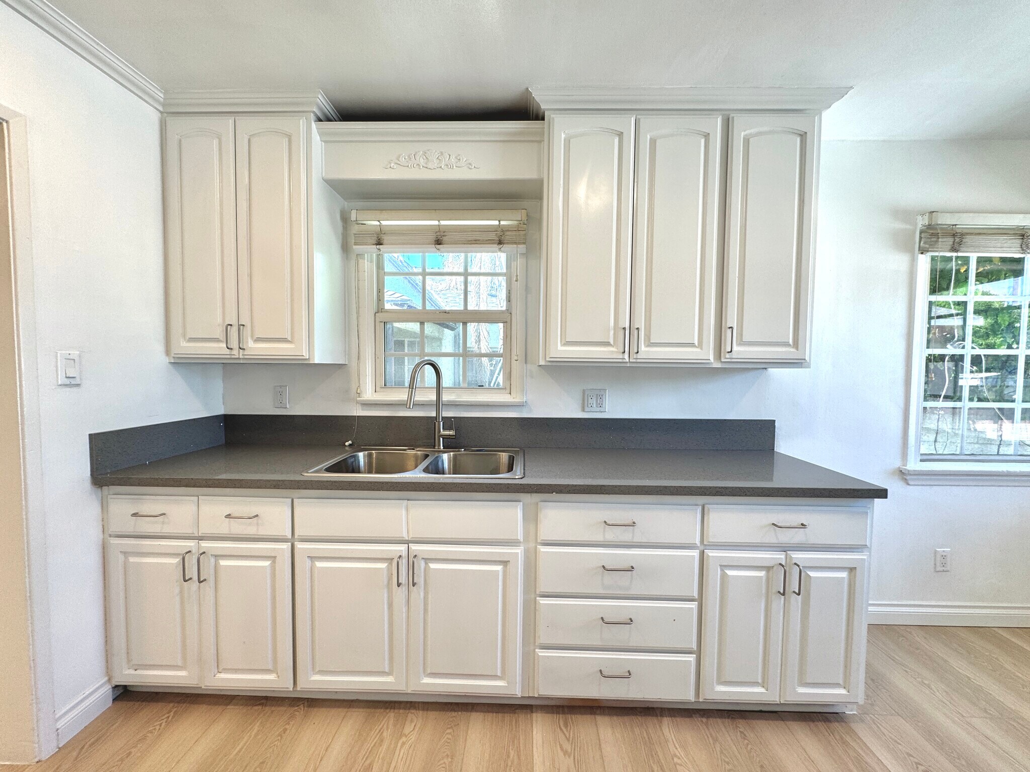soft close cabinetry - 11720 Utah Ave