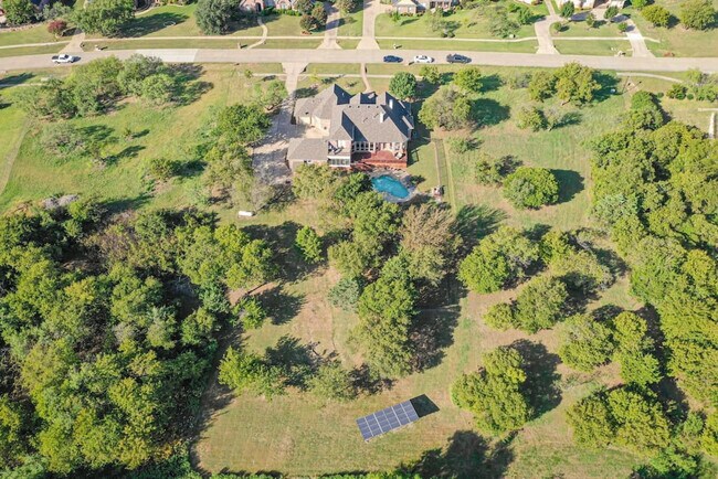 Building Photo - 811 Mallard Pointe Dr