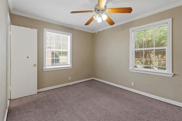 Building Photo - 807 Ash Ln