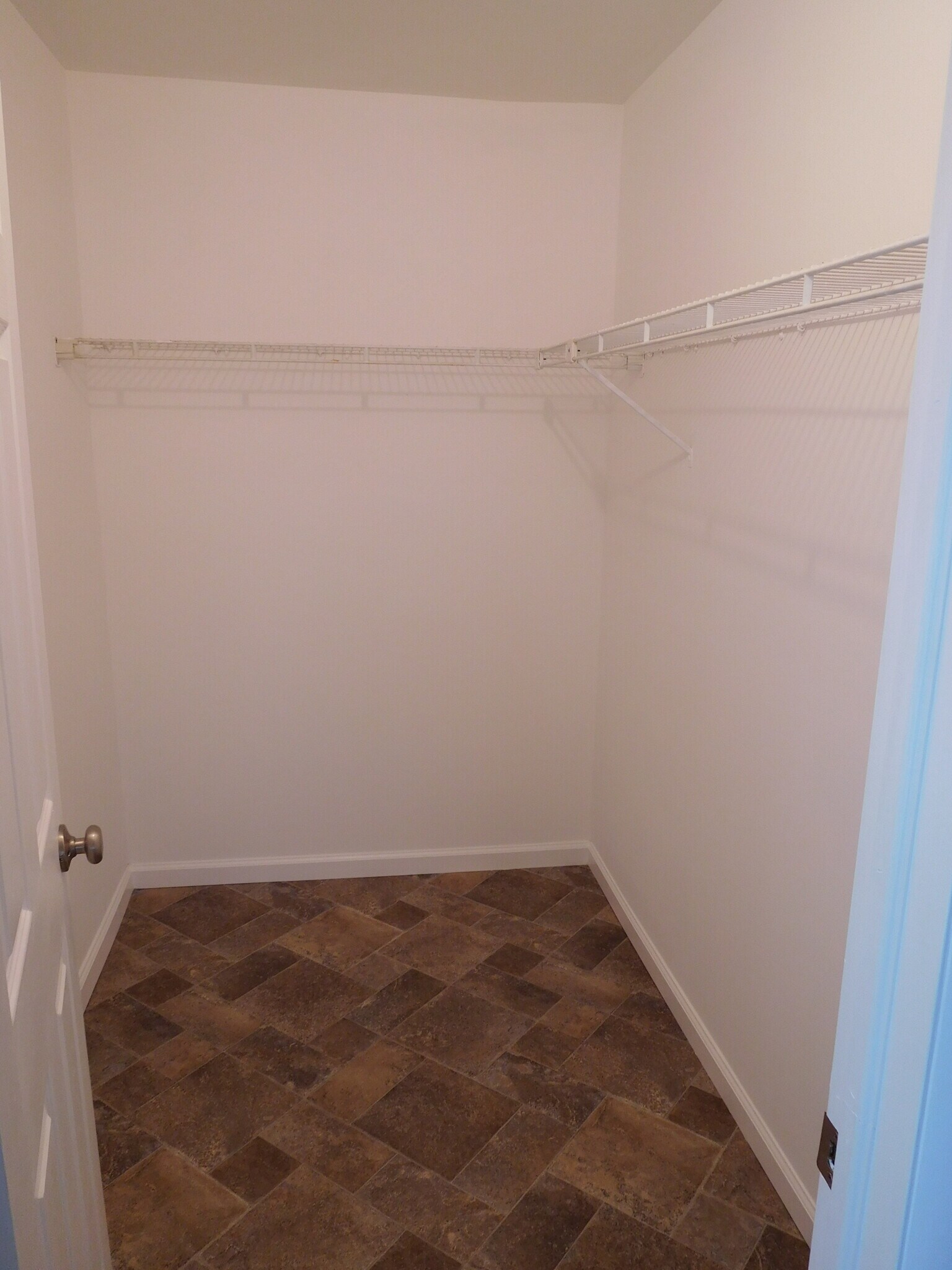 Building Photo - 700 N Franklin Blvd, Unit 1603