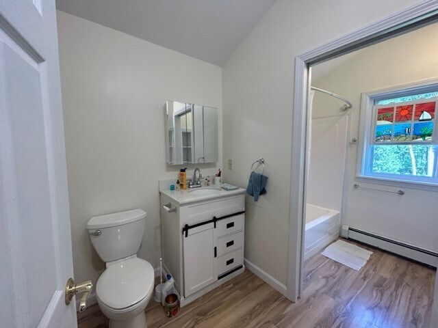 2nd Floor Bathroom - 37 Sixth St