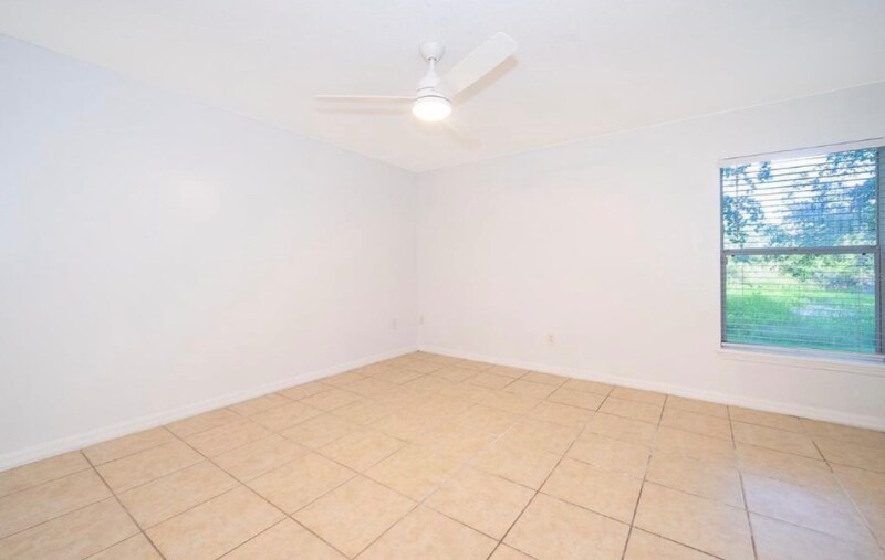 Building Photo - 8831 Grand Palms Cir