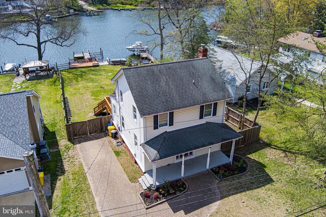 Building Photo - 8364 Country Life Rd