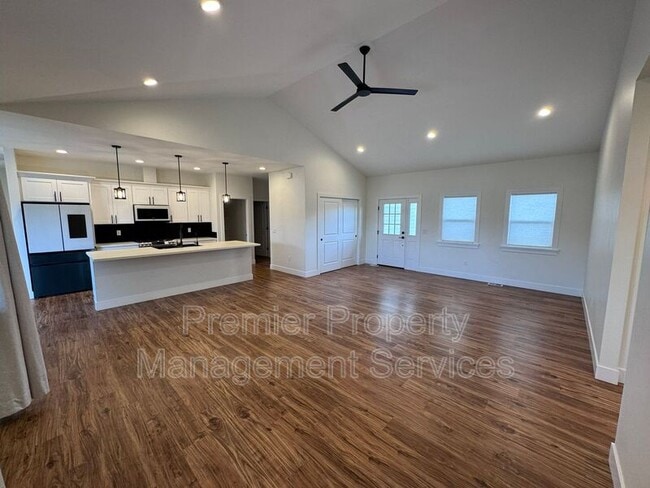 Building Photo - 2522 Hunter Hall St