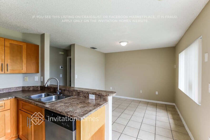 Building Photo - 17768 SW 139th Ct