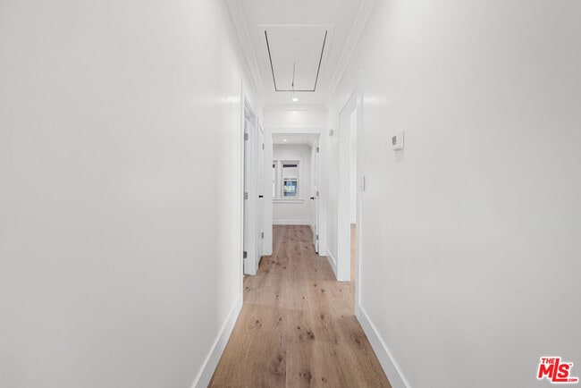 Building Photo - 238 Thorne St