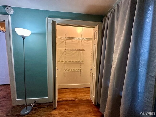 Building Photo - 117 Shepard Ave