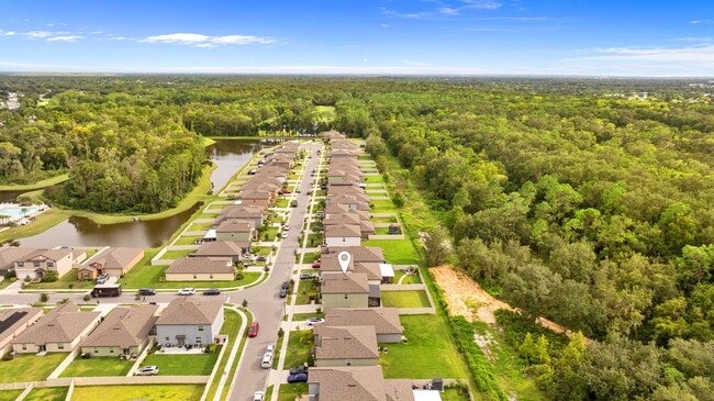 Building Photo - 1742 Red Loop