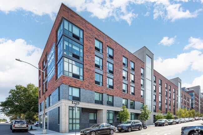 Building Photo - The Noll & Grove