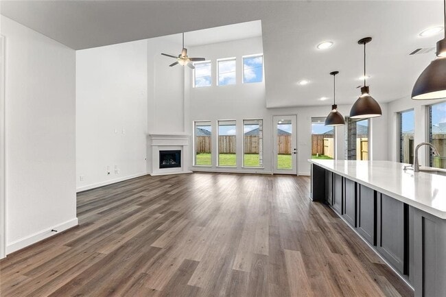 Building Photo - 29114 Hauter Wy