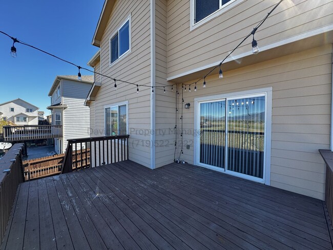 Building Photo - Gorgeous 5 Bedroom House in Security-Widefield