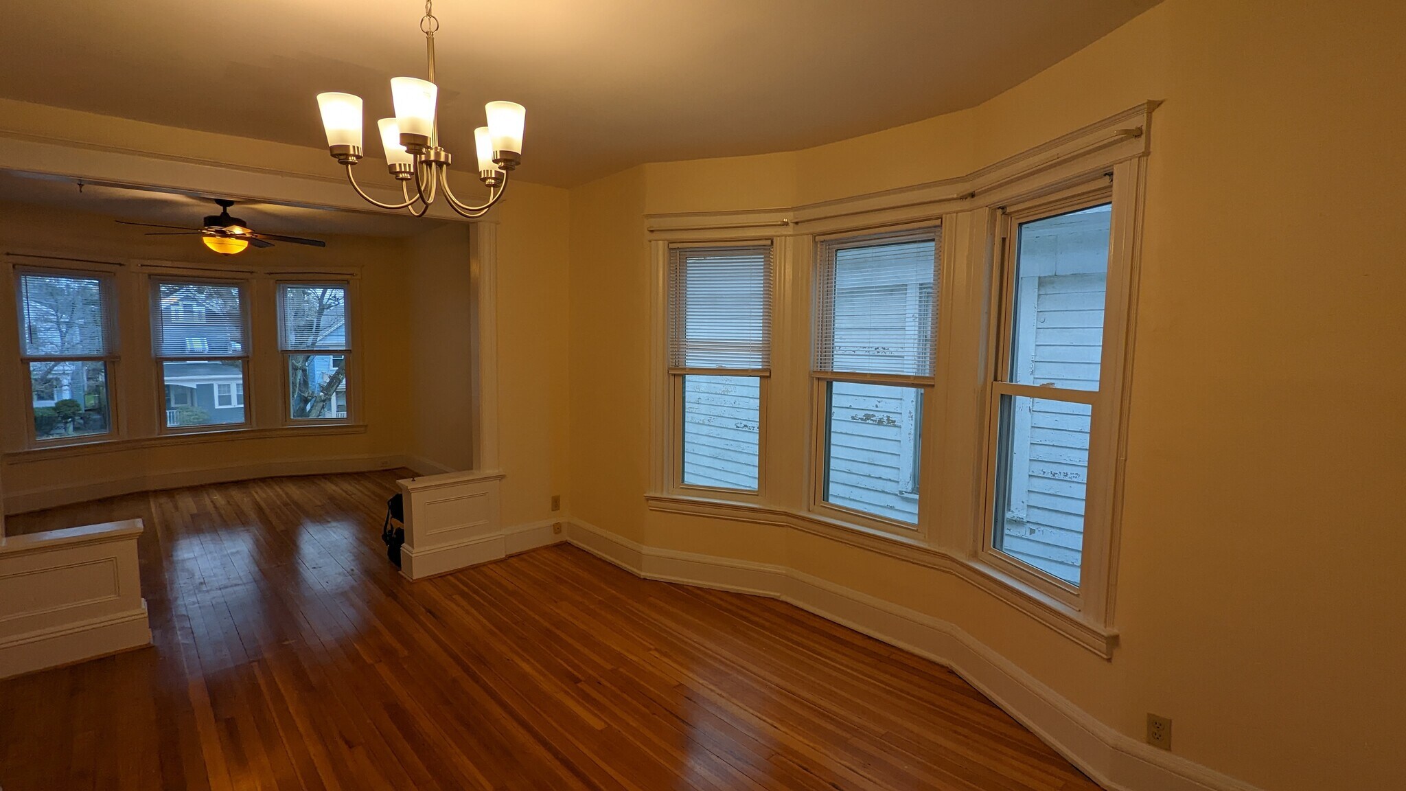 Building Photo - 61 S Pine Ave