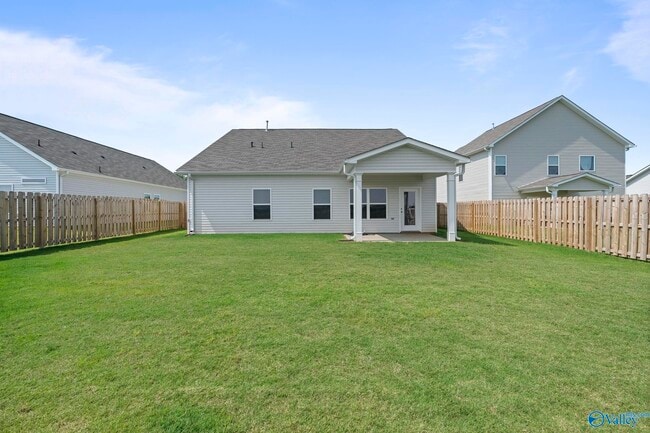 Building Photo - 141 Story Ray Dr