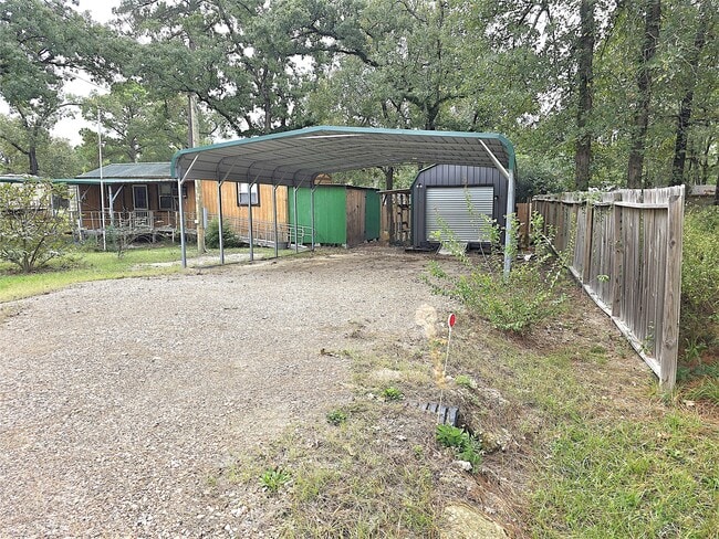 Building Photo - 127 Navaho Trail