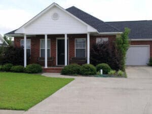 Primary Photo - 3423 Landmark Dr