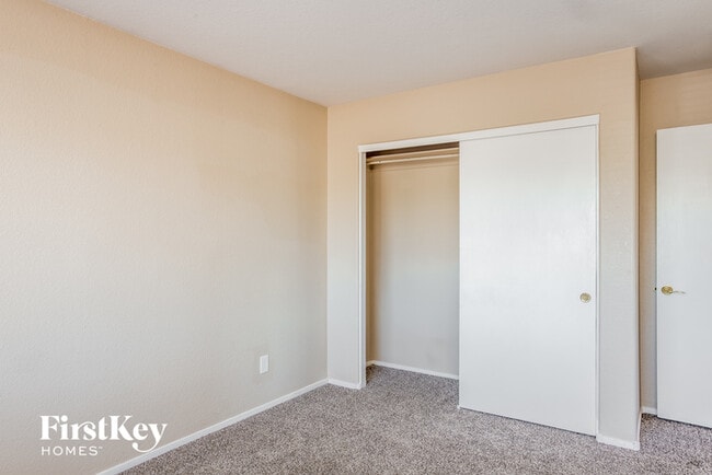 Building Photo - 7845 Seychelles Ct