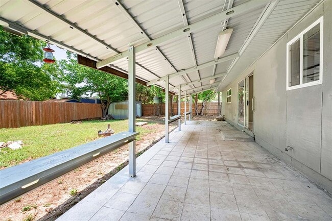 Building Photo - 2502 Cypress Ln