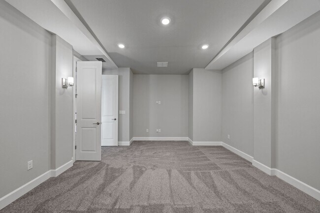 Building Photo - New Construction - Never Lived In