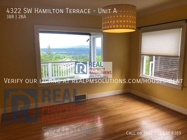Building Photo - 4322 SW Hamilton Terrace