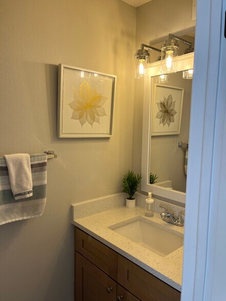 Downstairs Half Bath - 4114 Woodlark Dr