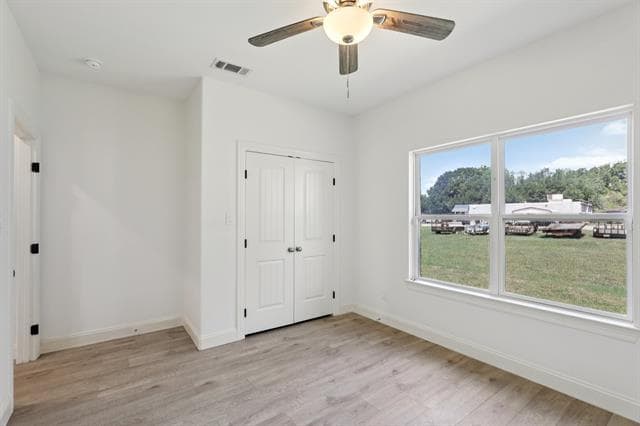 Building Photo - 1702 Kings Ln