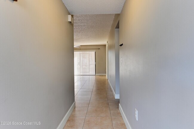 Building Photo - 333 S Patrick Dr