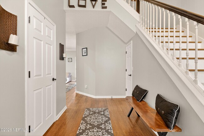 Building Photo - 9370 Jaybird Cir E