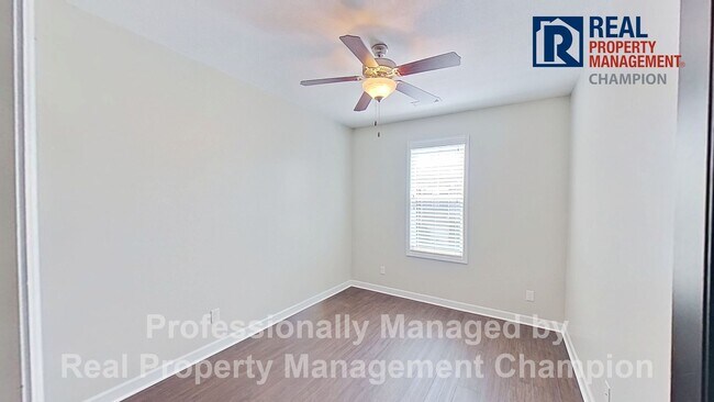 Building Photo - Beautiful Two-Story Townhome with Attached...