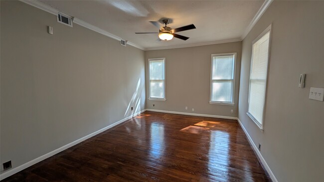 Building Photo - 412 Cordell St