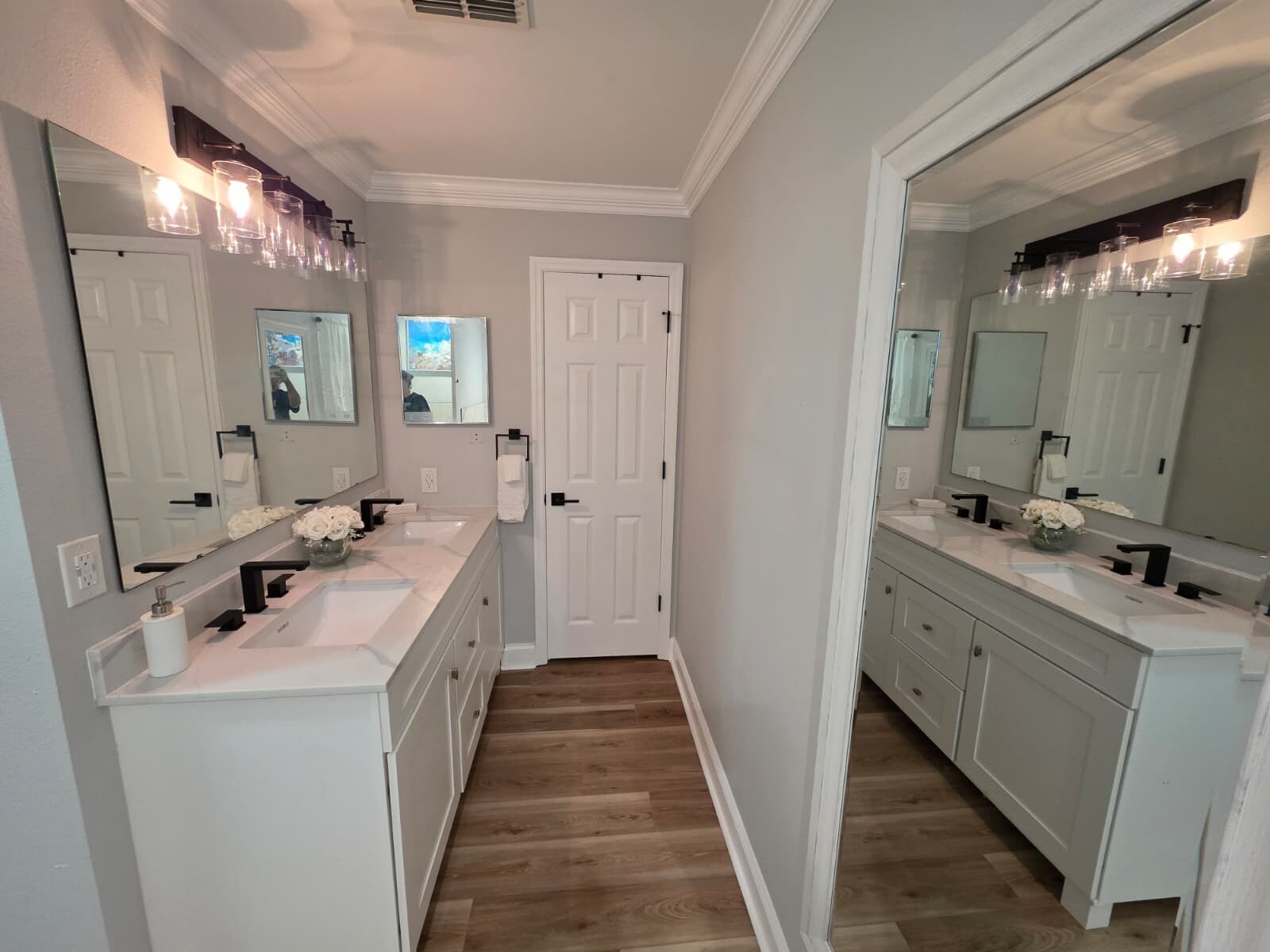 Building Photo - 2430 Canopy Dr