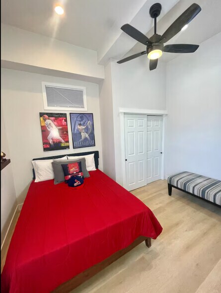 Building Photo - 1218 Soulard St