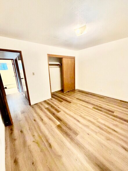 Building Photo - 1822 Francisco St