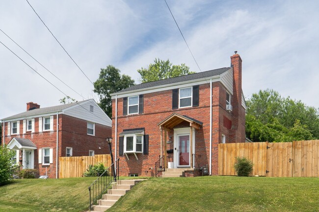 Building Photo - 10024 Lorain Ave