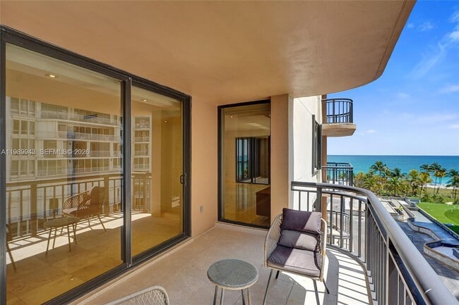 Building Photo - 10175 Collins Ave