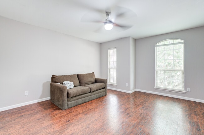 Building Photo - 6905 91st St