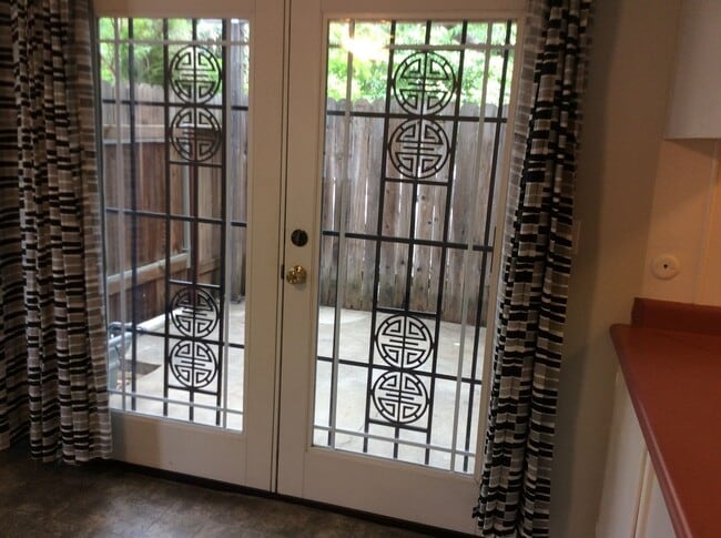 Building Photo - 0819