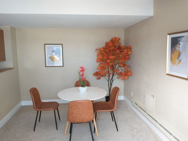 Building Photo - 2 Bedroom 1 Bath Basement Unit in Lafayette