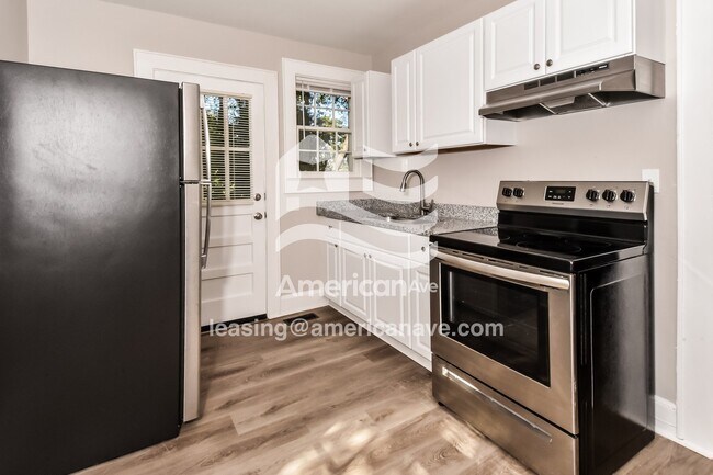 Building Photo - 4803 Anderson St