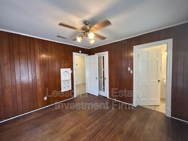 Building Photo - 3429 Beverly Pl