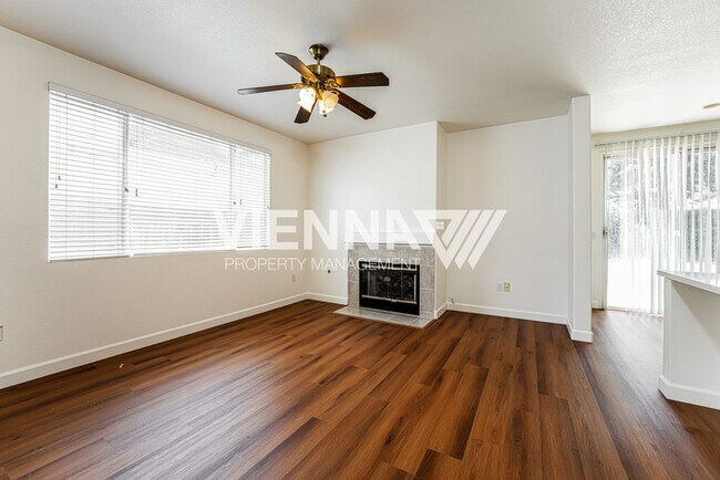 Building Photo - Nice House in Roseville for Rent!
